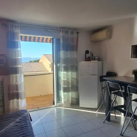 La Madrague - Sea View شقة ليه ليكيه